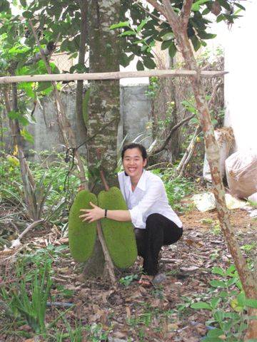 0179 in de tuin van de tante van Zr. Maria Oanh.jpg